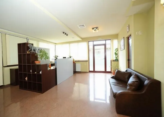 Otel Ring Yukarı Cuma