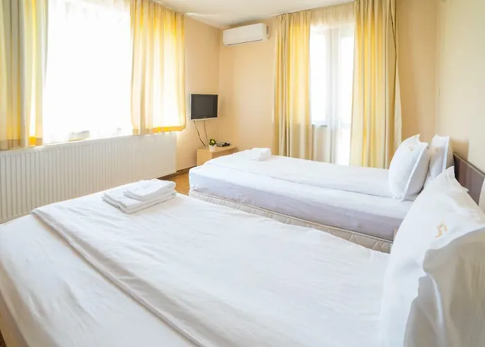 Ring Otel Yukarı Cuma